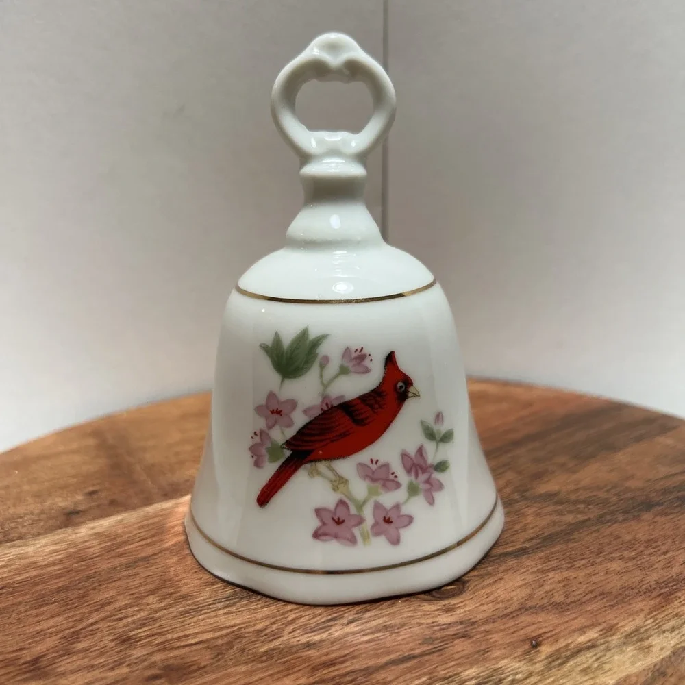Vintage Porcelain Bell Cardinal Red Bird With Pink Flowers Design 4.5